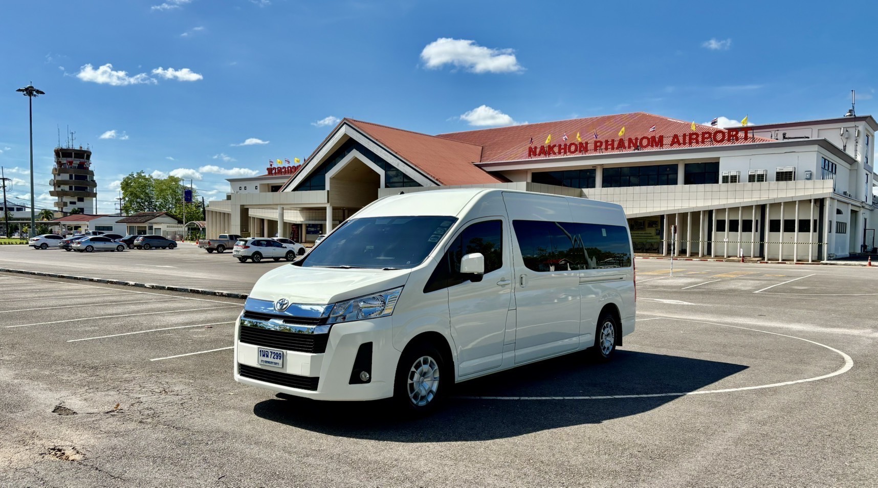 รถตู้เช่านครพนม VIP Image 8